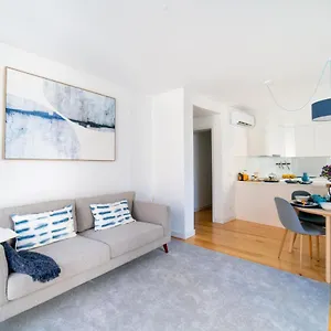 Blue By The River 1 - Elegant Two-bedroom In Santos , Lisboa Portugal